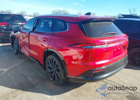 2025 Toyota Crown Signia Limited из США, поврежденный, VIN JTDACAAJ5S3022893